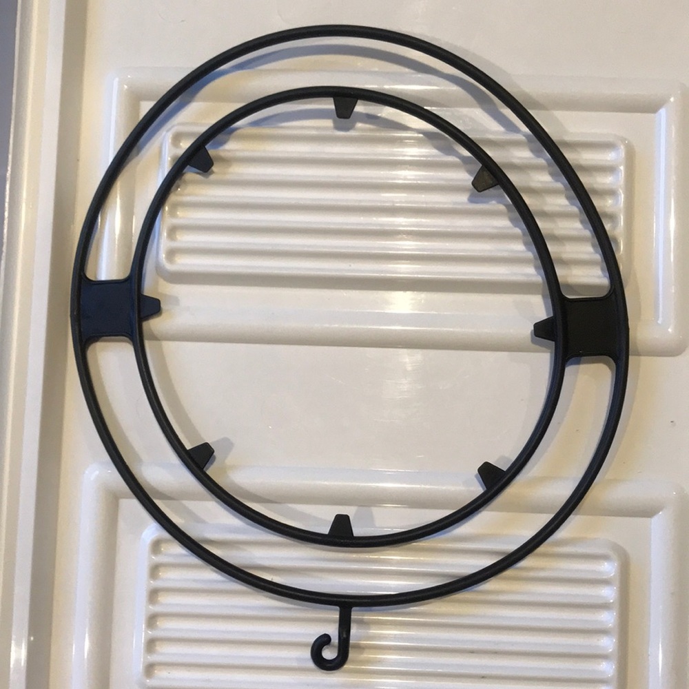 Tupperware Replacement Handles - Picture 3 of 14